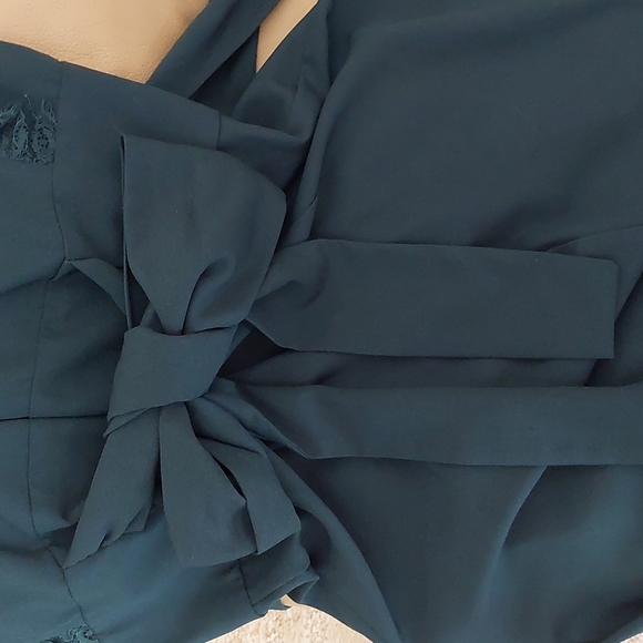 Jade sleeveless jumpsuit. Size xs. francesca's brand. - Picture 6 of 9